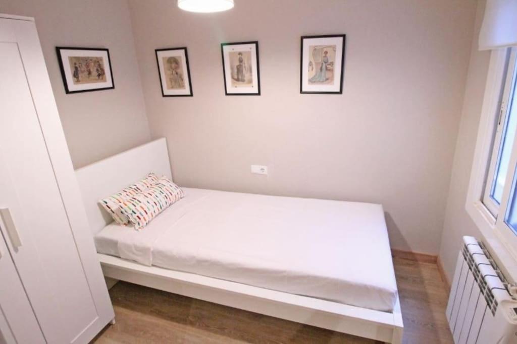 Bebarceloner Sant Andreu Apartments - 3 Bedrooms エクステリア 写真